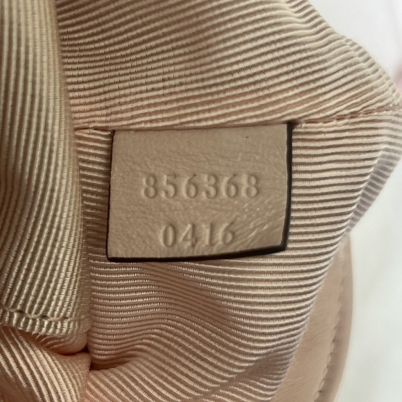 Gucci Marmont  Quilted Shoulder Bag - Picture 14 of 14